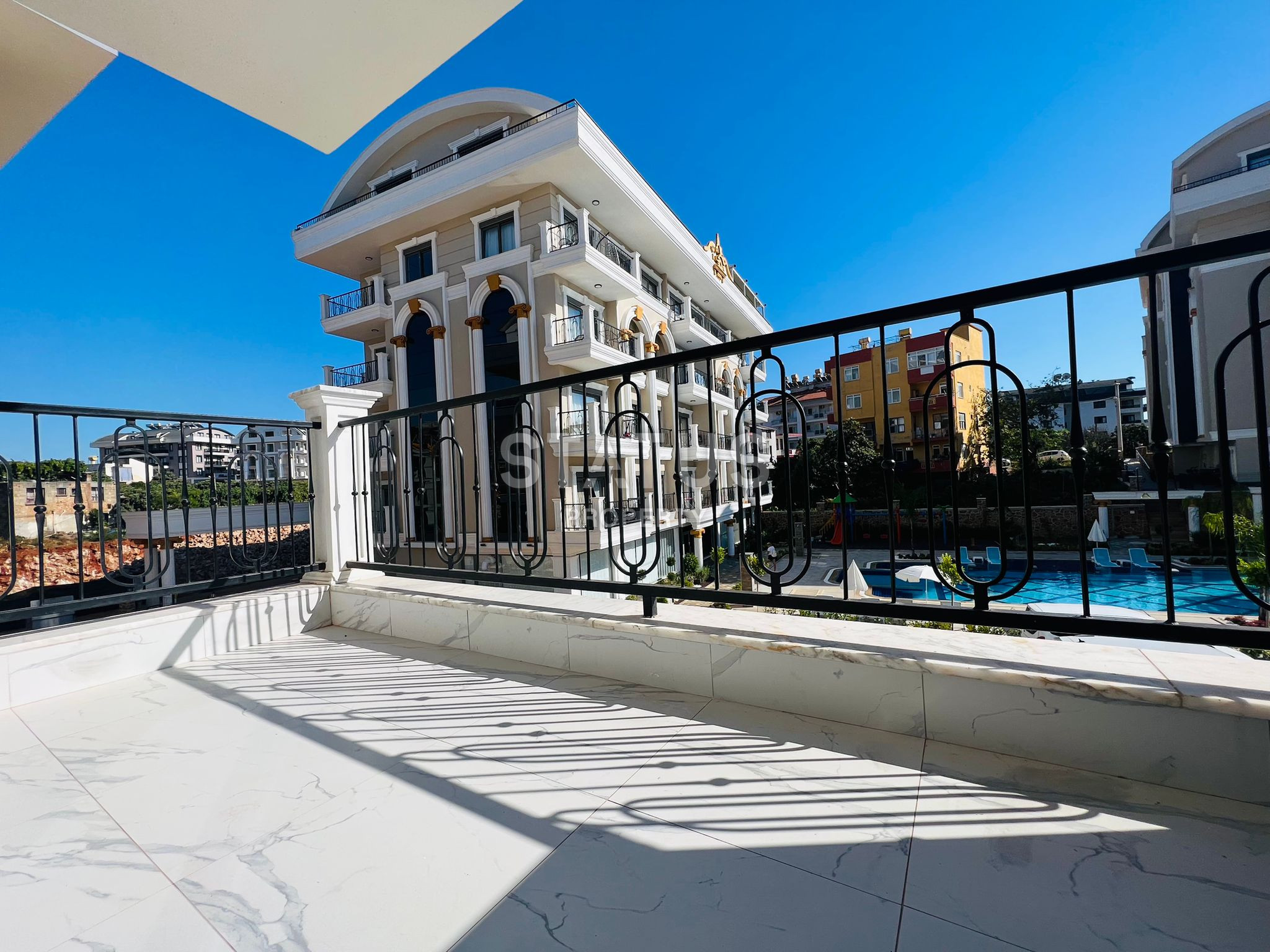 Трёхкомнатная квартира с отдельной кухней в ЖК с полной инфраструктурой в ОБА. 110м2 фото 11