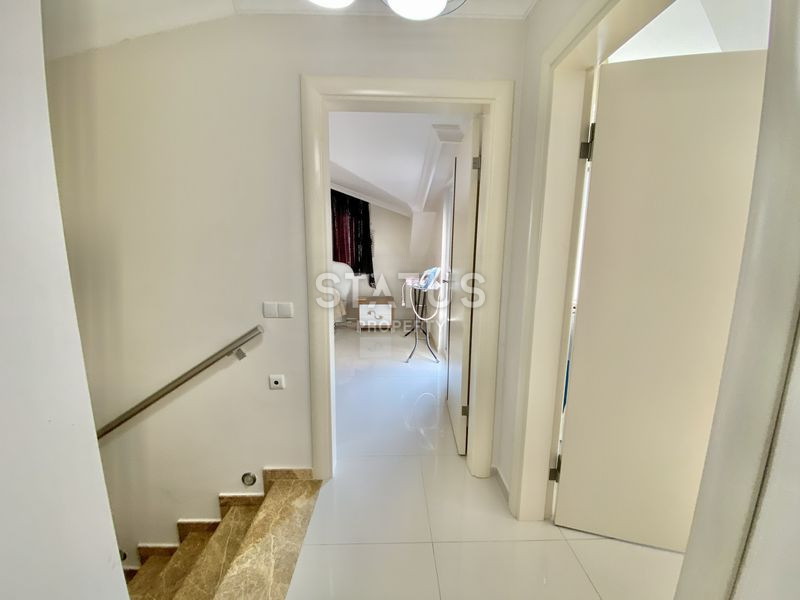 Меблированный дуплекс 2+1 с шикарным видом на море в ЖК с полной инфраструктурой 500м от пляжа Клеопатры. 110м2 фото 12