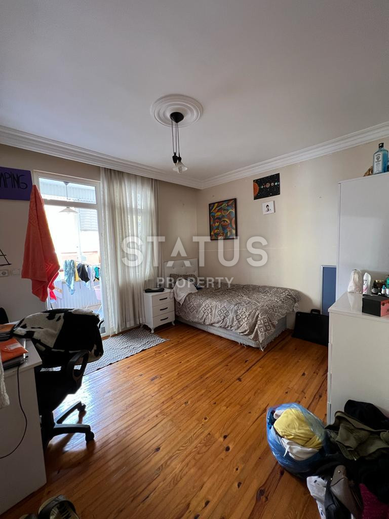 Четырёхкомнатные апартаменты с мебелью в Тосмуре. 155 м2. фото 3