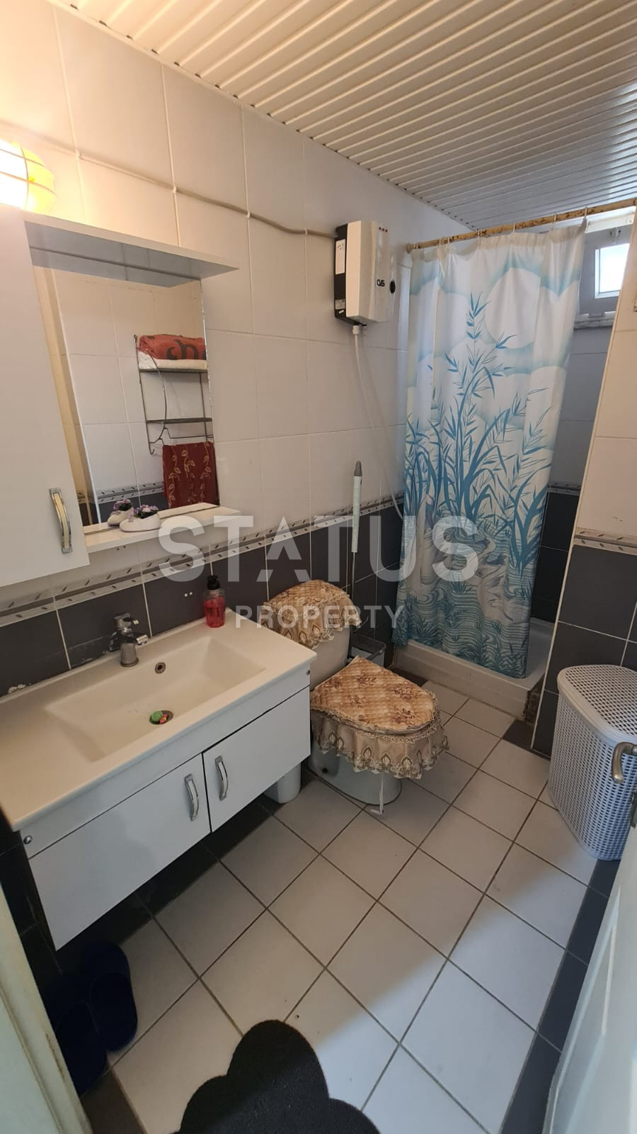 Three-room furnished apartment 300m from the sea in the Tosmur area. 100m2 фото 6