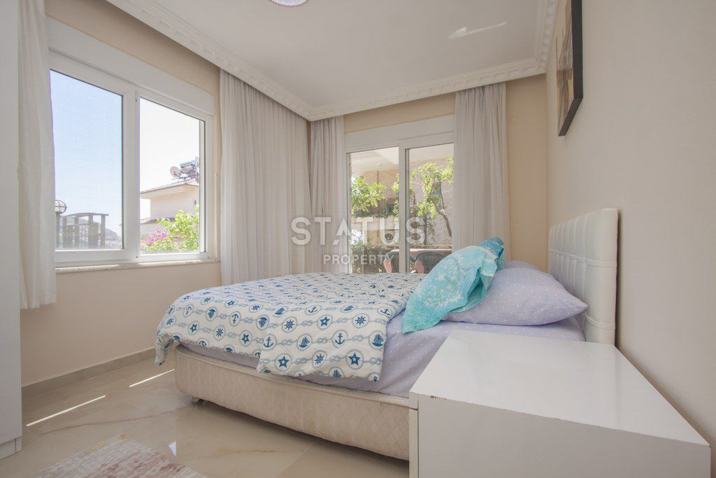 Three-storey villa with a panoramic view of Alanya. 330m2. фото 10