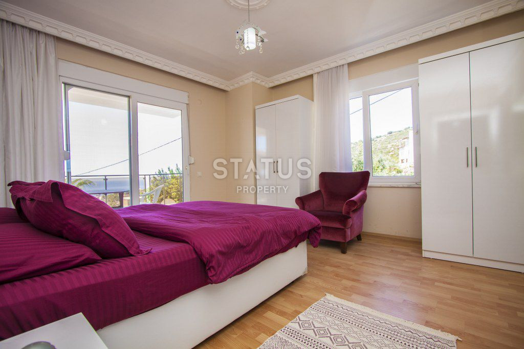 Three-storey villa with a panoramic view of Alanya. 330m2. фото 11