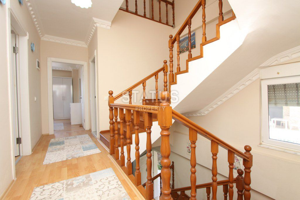 Three-storey villa with a panoramic view of Alanya. 330m2. фото 12