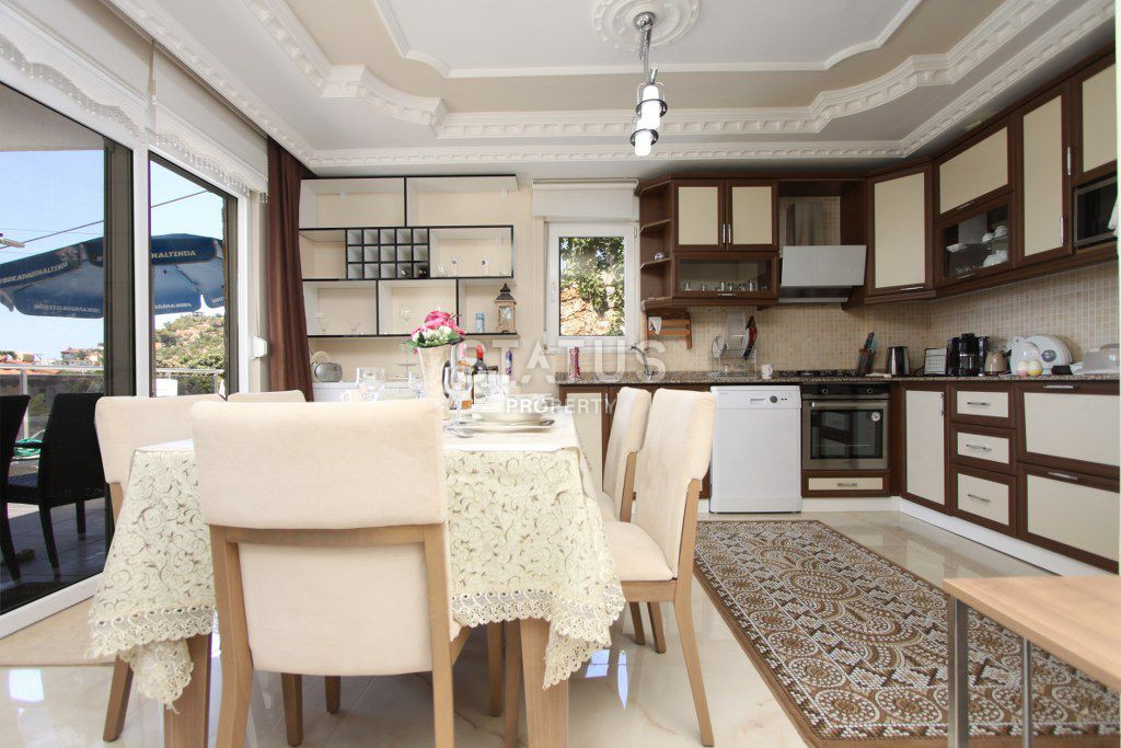 Three-storey villa with a panoramic view of Alanya. 330m2. фото 28