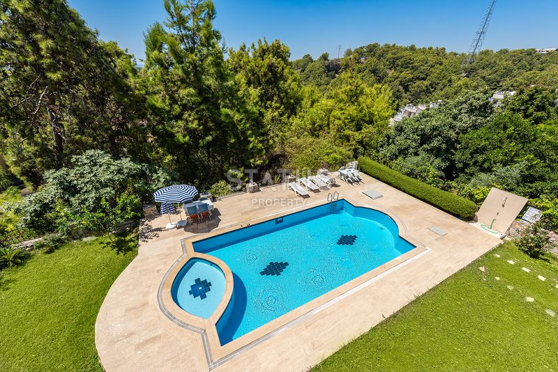 Трехкомнатные апартаменты с мебелью в ЖК с бассейном в районе Авсаллар. 95м2 фото 9