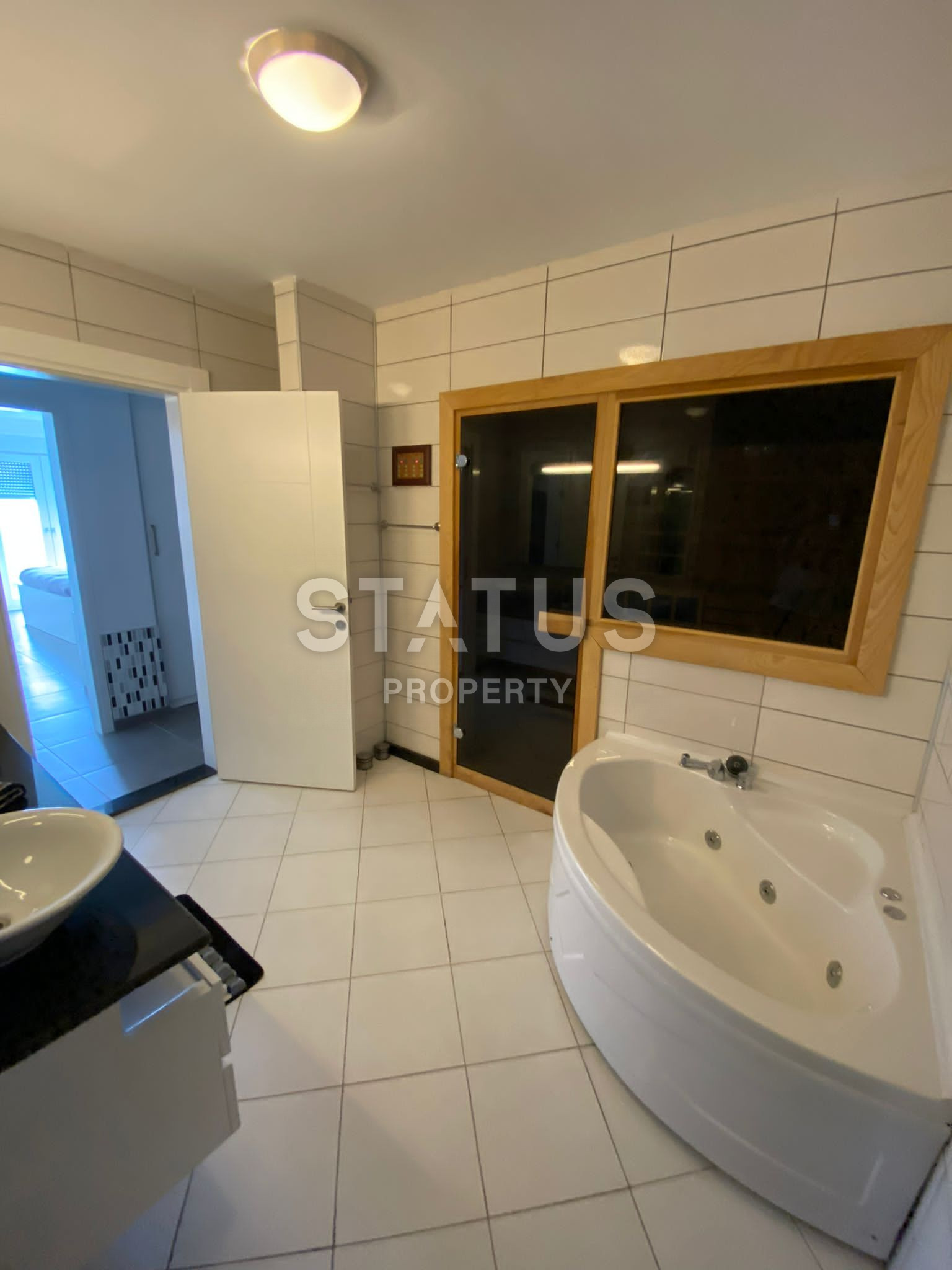 Вилла 5+2 в центре Алании с шикарным видом на море и крепость. 330м2 фото 5