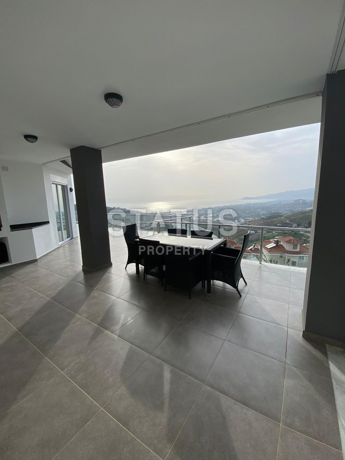 Вилла 5+2 в центре Алании с шикарным видом на море и крепость. 330м2 фото 13