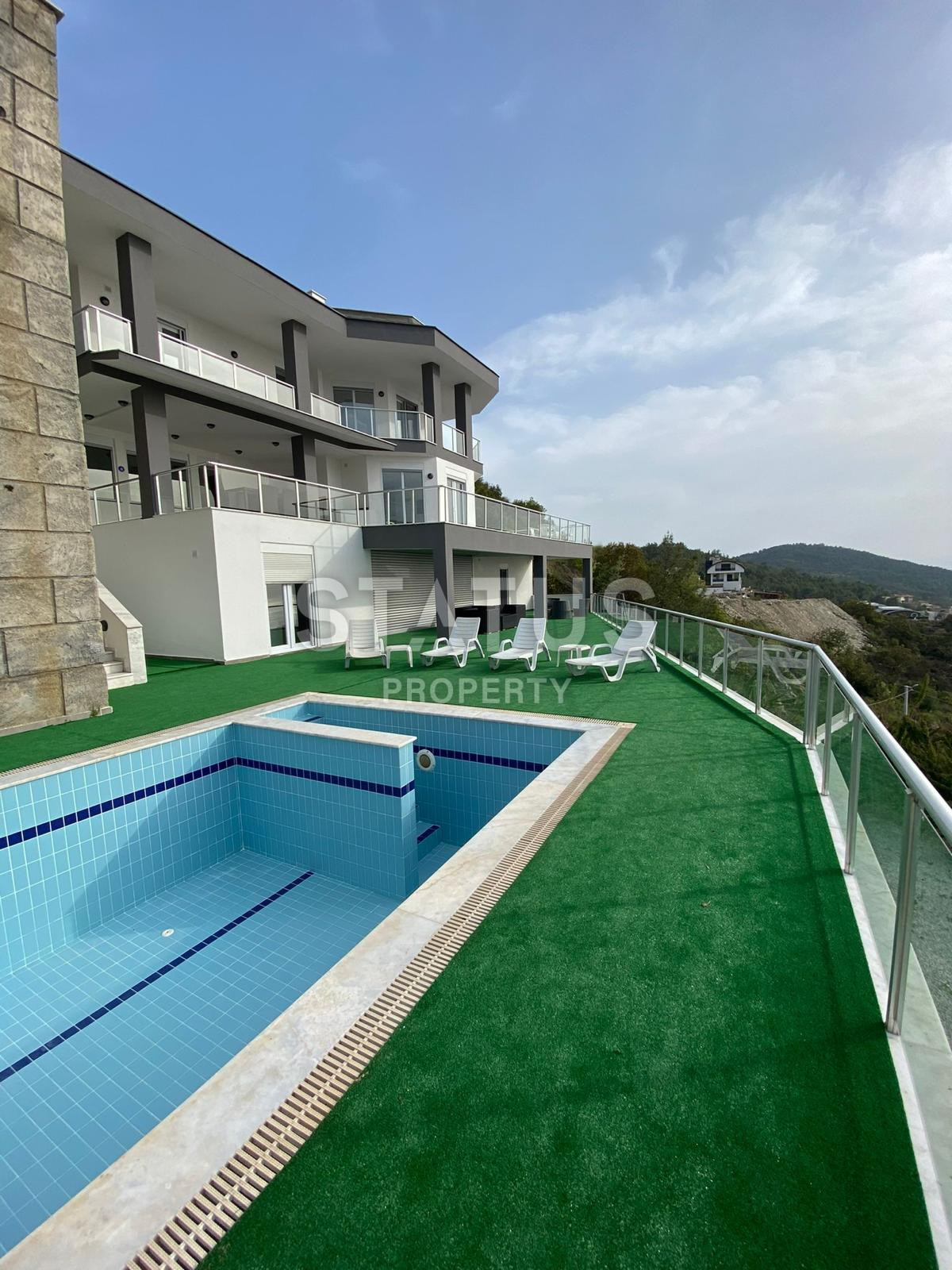 Вилла 5+2 в центре Алании с шикарным видом на море и крепость. 330м2 фото 16