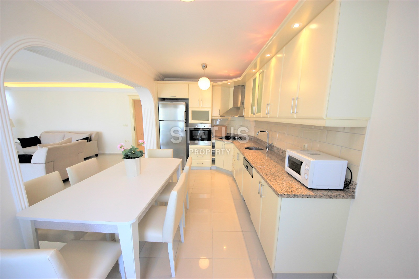 Очень просторная трёхкомнатная меблированная квартира в ЖК с богатой инфраструктурой в Махмутларе. 145м2 фото 14