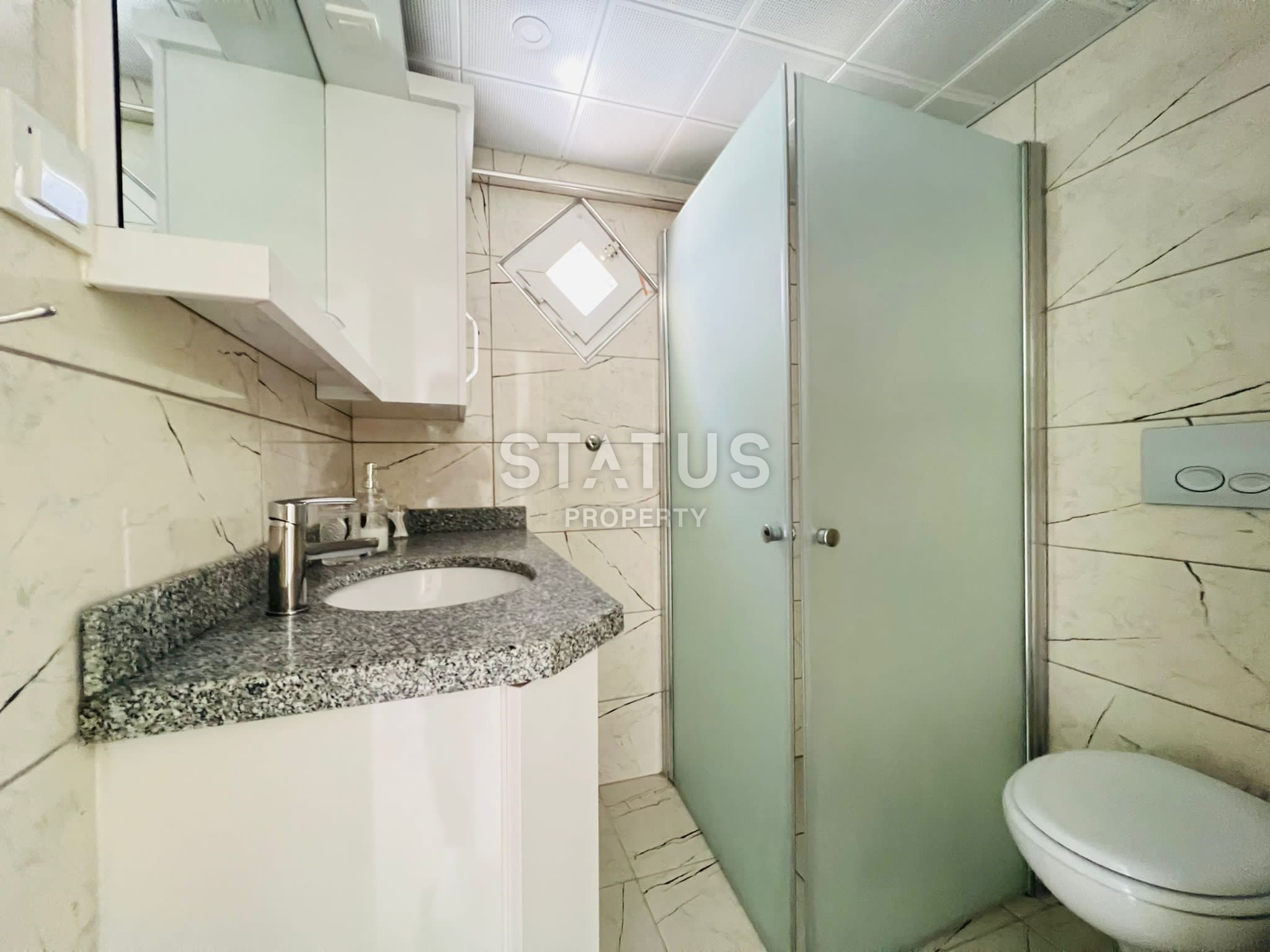 Spacious two-room apartment 50 m from the sea in OBA. 70m2 фото 7