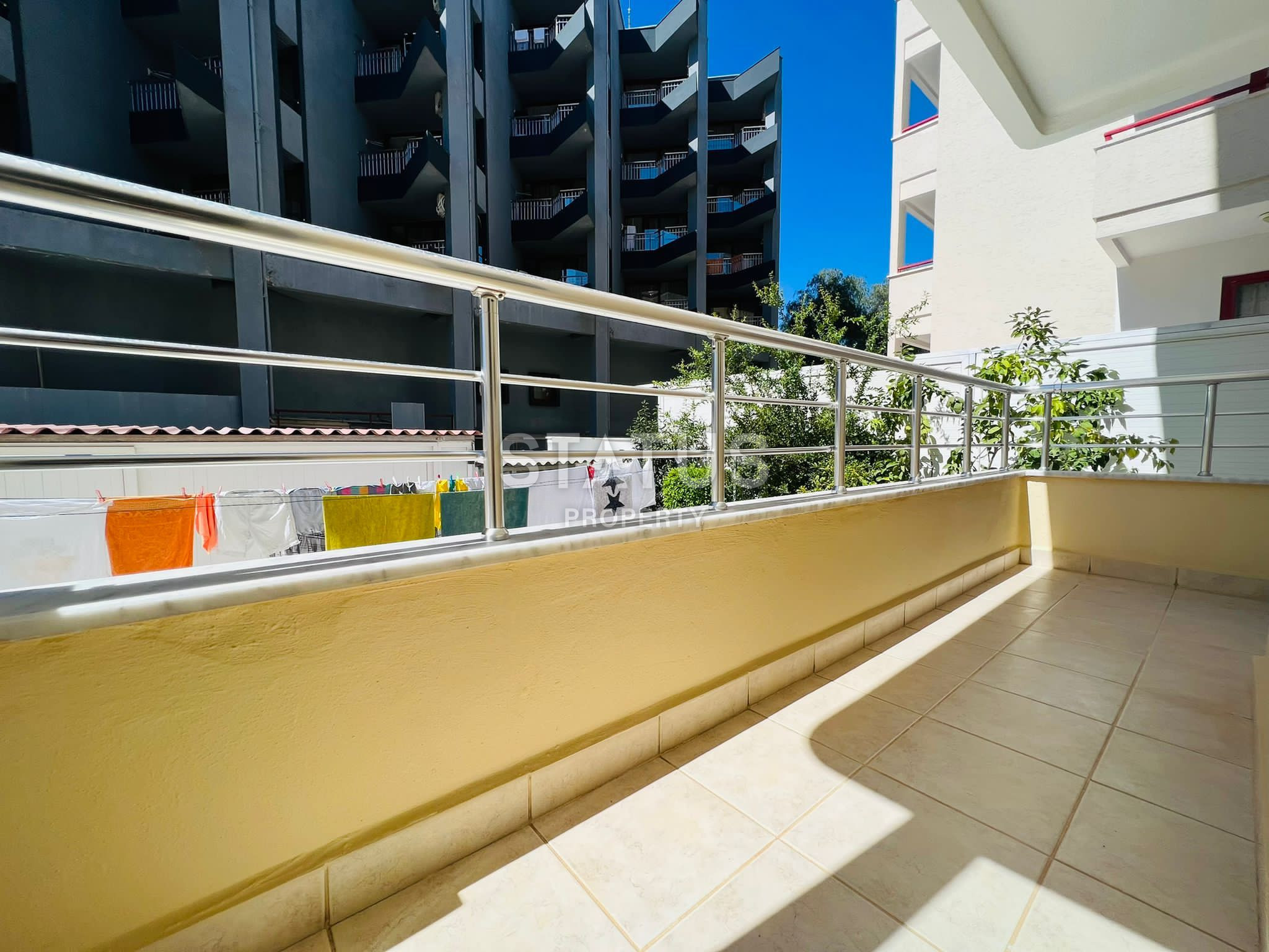 Spacious two-room apartment 50 m from the sea in OBA. 70m2 фото 13