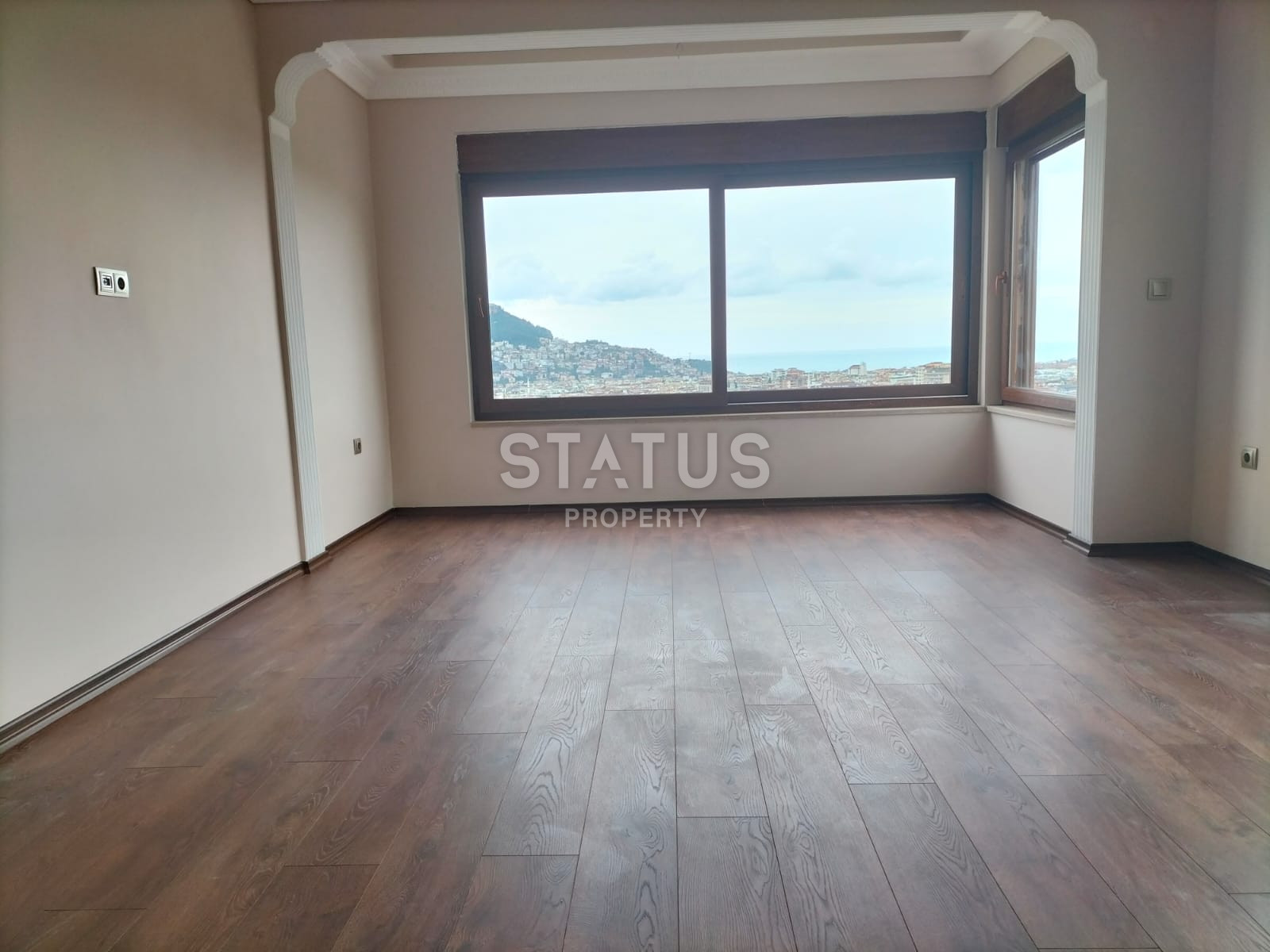 Дуплекс в центральной части Аланьи с видом на море в районе Буюкхасбахче. 140м2 фото 3