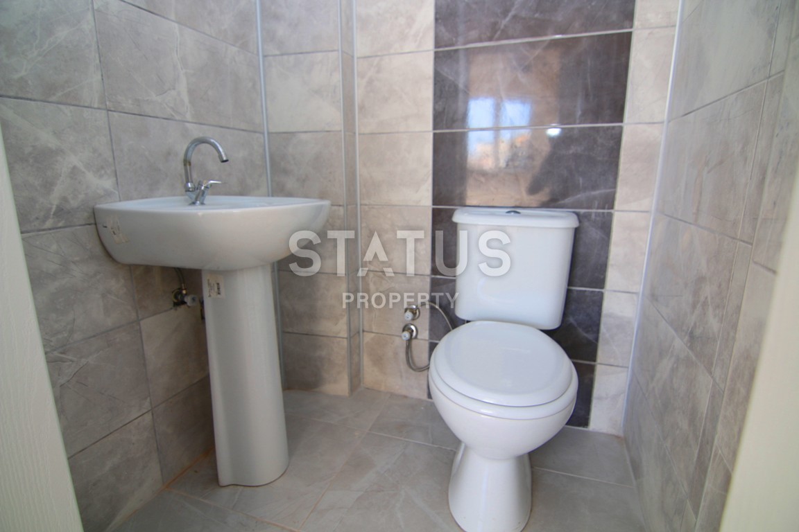 Трехкомнатная квартира с ремонтом в Махмутларе в 100 метрах от моря, 100 кв. м. фото 8