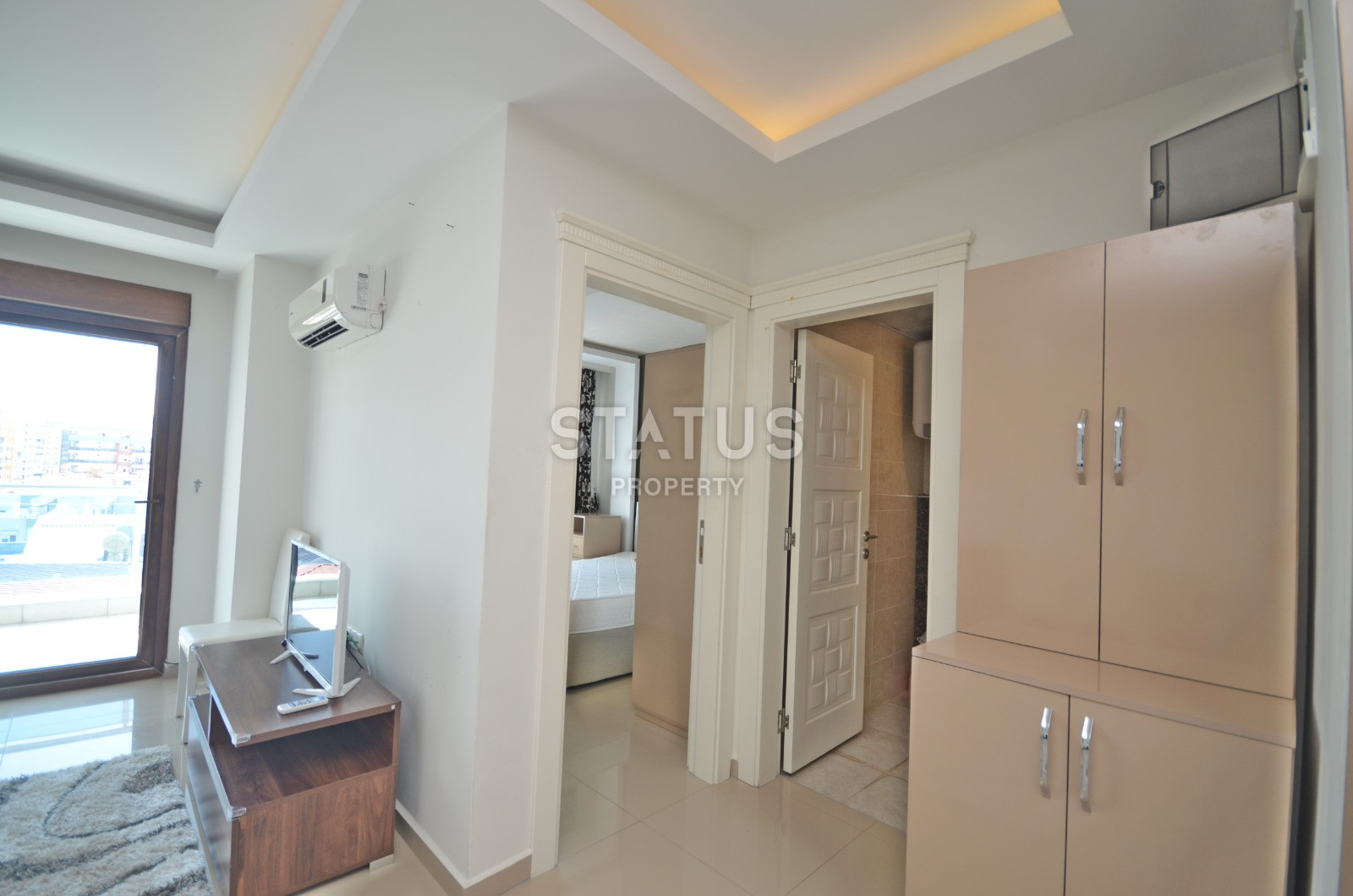 Two-room furnished apartment in the center of Mahmutlar in a residential complex with infrastructure. 60m2 фото 3