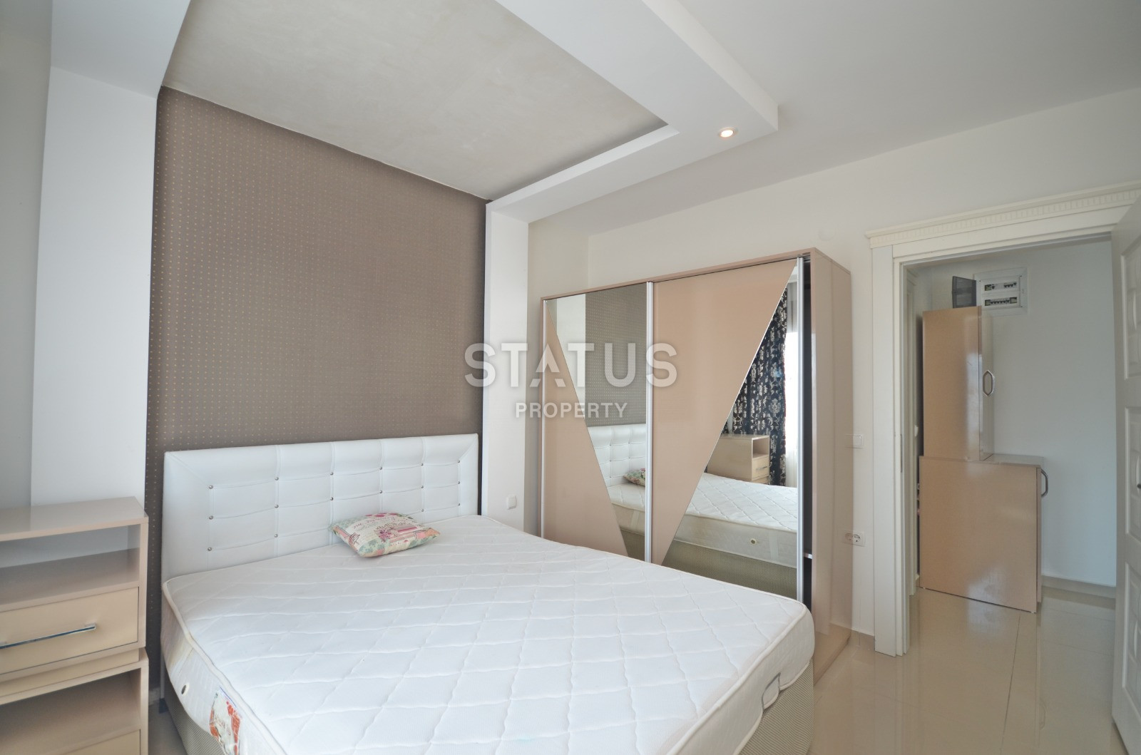 Two-room furnished apartment in the center of Mahmutlar in a residential complex with infrastructure. 60m2 фото 12