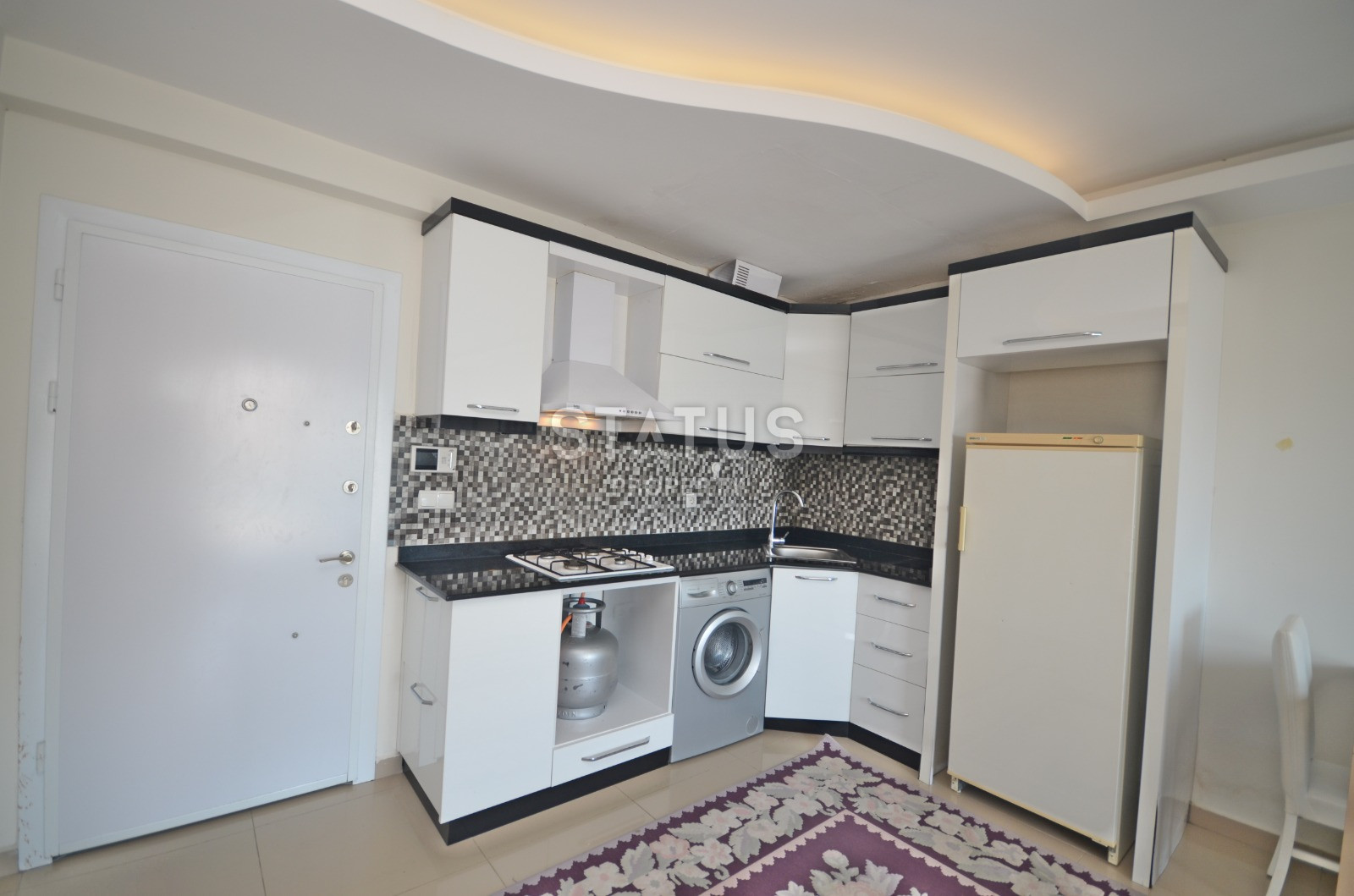 Two-room furnished apartment in the center of Mahmutlar in a residential complex with infrastructure. 60m2 фото 15