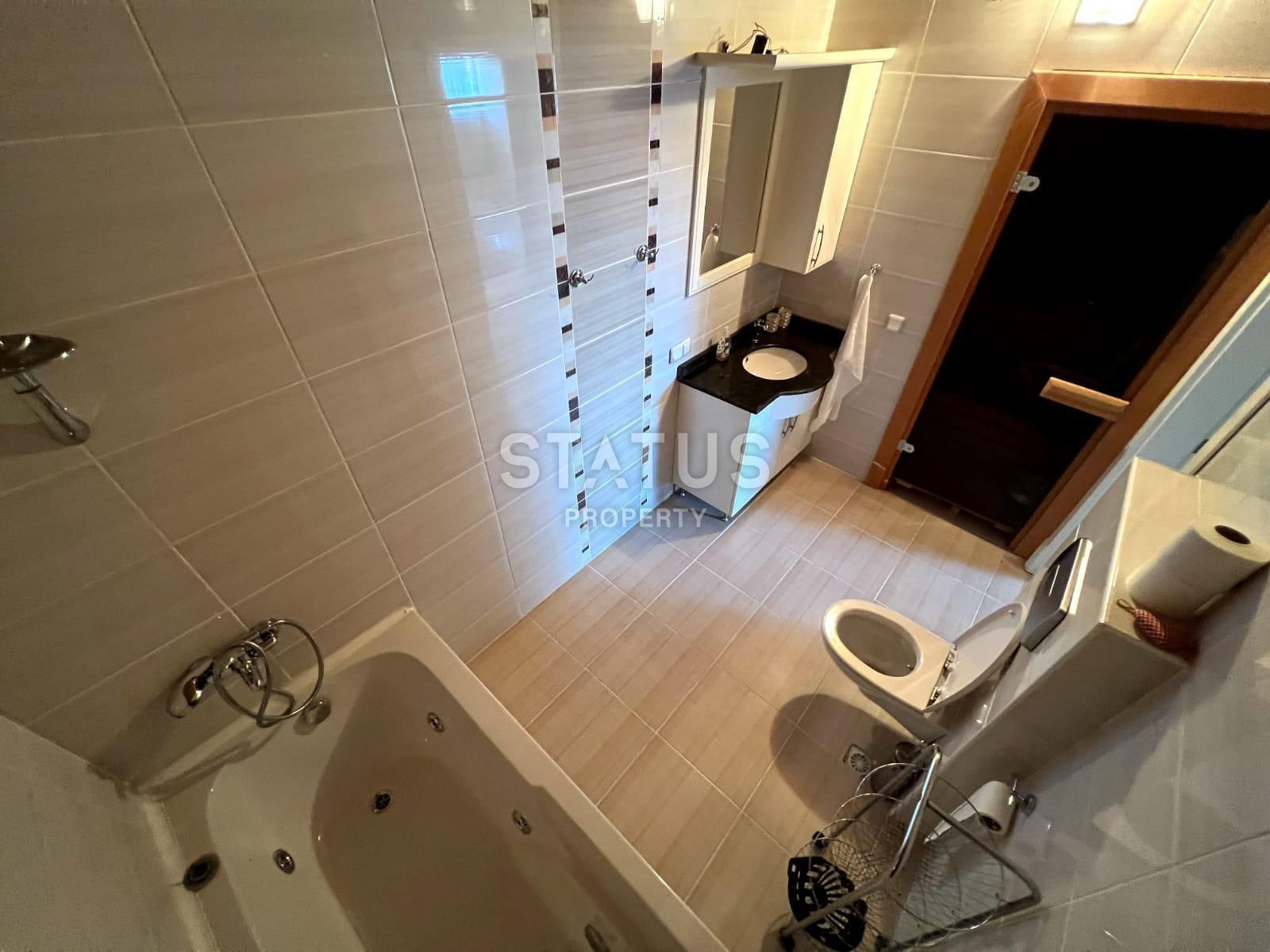 Four-room two-level apartment in a residential complex with a rich infrastructure in OBA. 150m2 фото 3