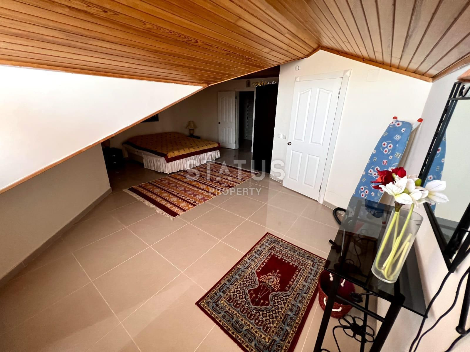 Four-room two-level apartment in a residential complex with a rich infrastructure in OBA. 150m2 фото 9