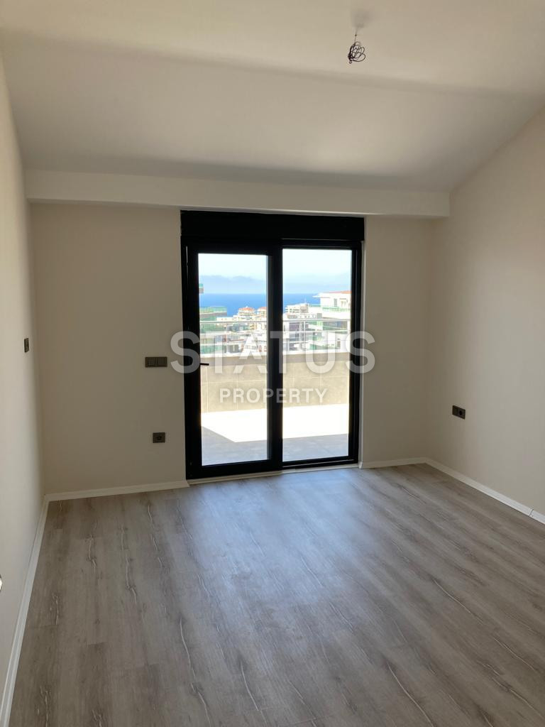 Panoramic duplex 5+1 in the residential complex in Mahmutlar. 280m2 фото 7