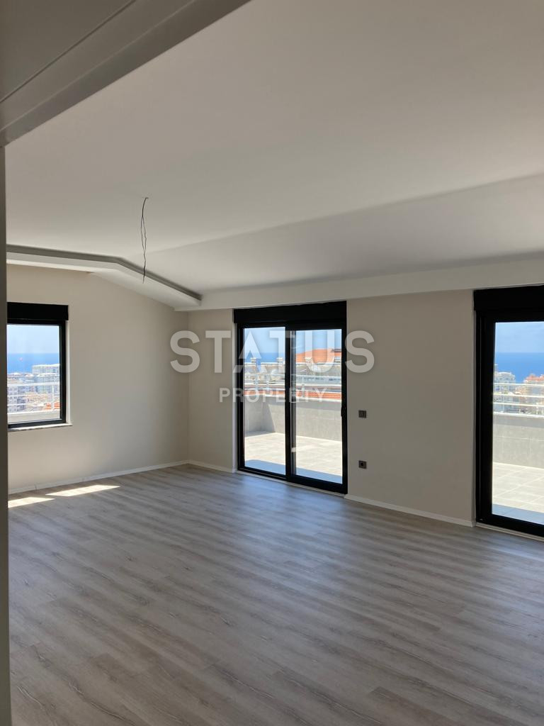 Panoramic duplex 5+1 in the residential complex in Mahmutlar. 280m2 фото 9