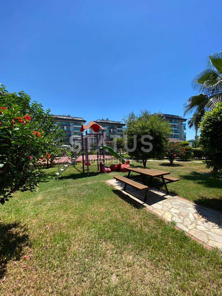 Трёхкомнатная просторная квартира в 50м от моря в Кестеле по привлекательной цене. 110м2 фото 3