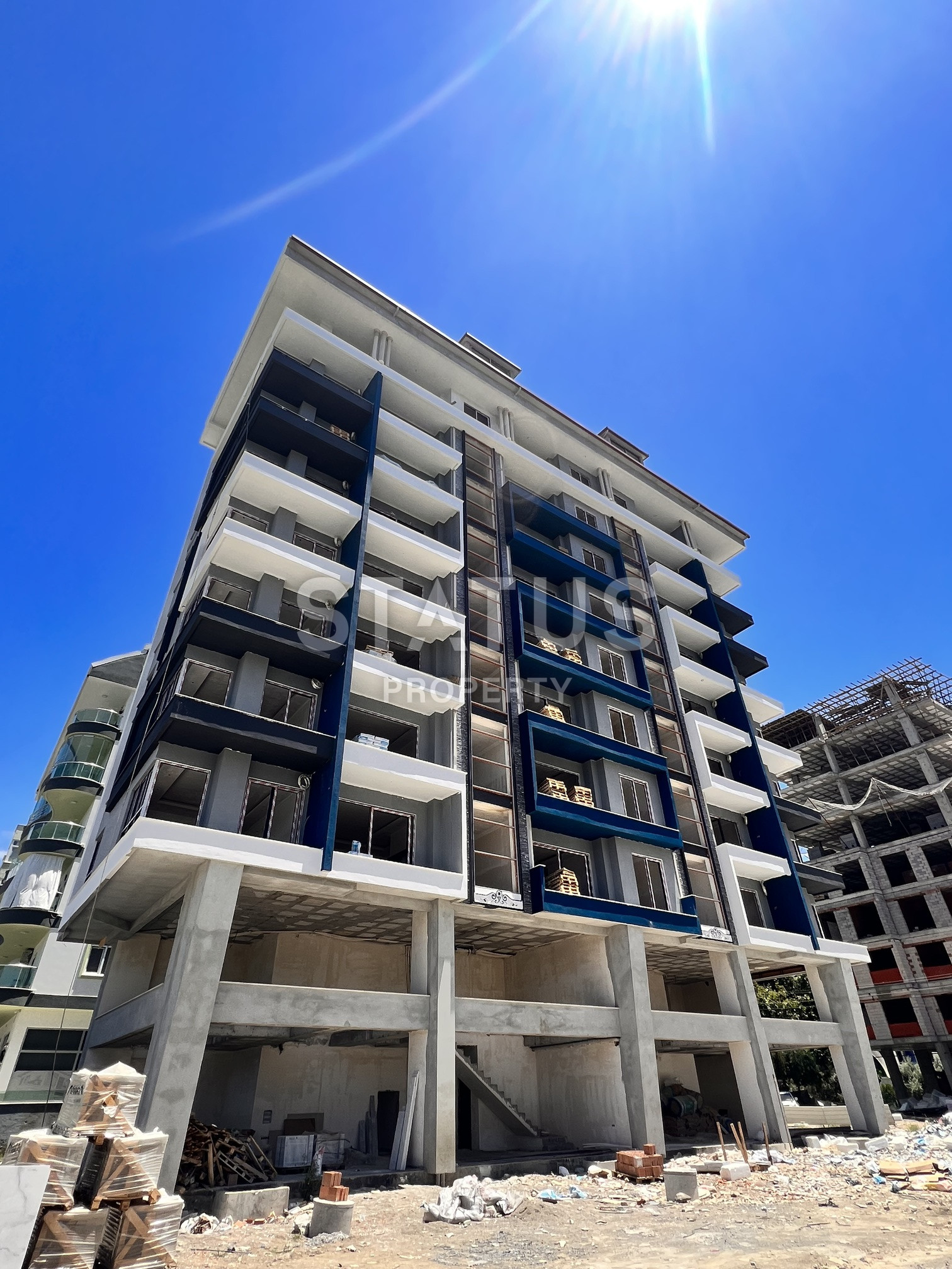 Двухкомнатная квартира на этапе пред сдаче в 400м от моря в Махмутларе. 60м2 фото 17