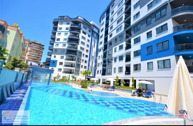 Двухкомнатная квартира в комплексе с богатой инфраструктурой в районе пляжа Клеопатра, 50 м2 фото 4