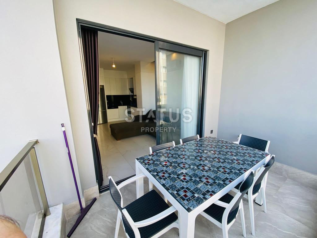 Three-room furnished apartment 200m from the sea in a boutique complex in Kargicak. 85m2 фото 7