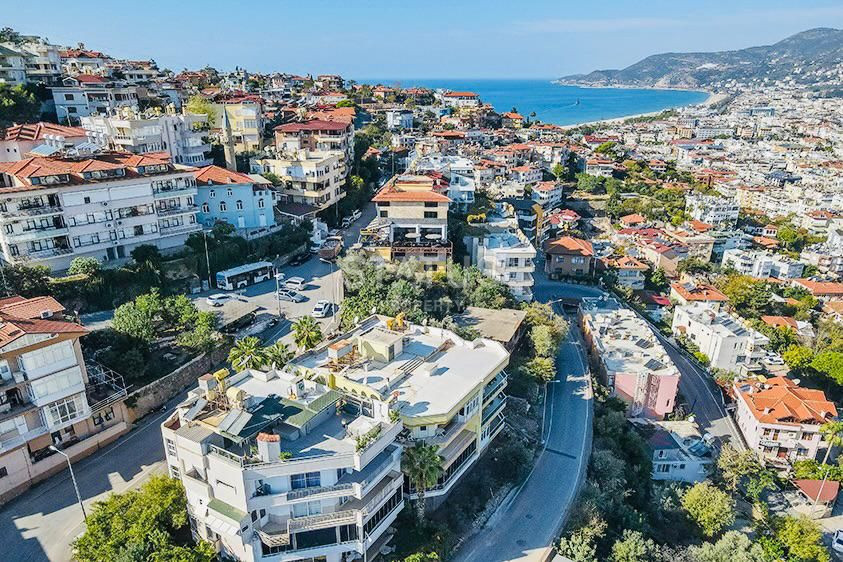 View apartment in the historical part of Alanya. 150m2 фото 3