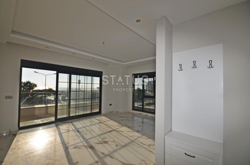 Новая, трёхкомнатная квартира в 100м от моря в Кестеле. 73м2 фото 5