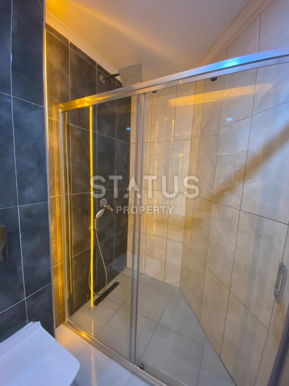 Уютная двухкомнатная квартира на 8 этаже нового комплекса в Махмутларе, 60 м2 фото 11