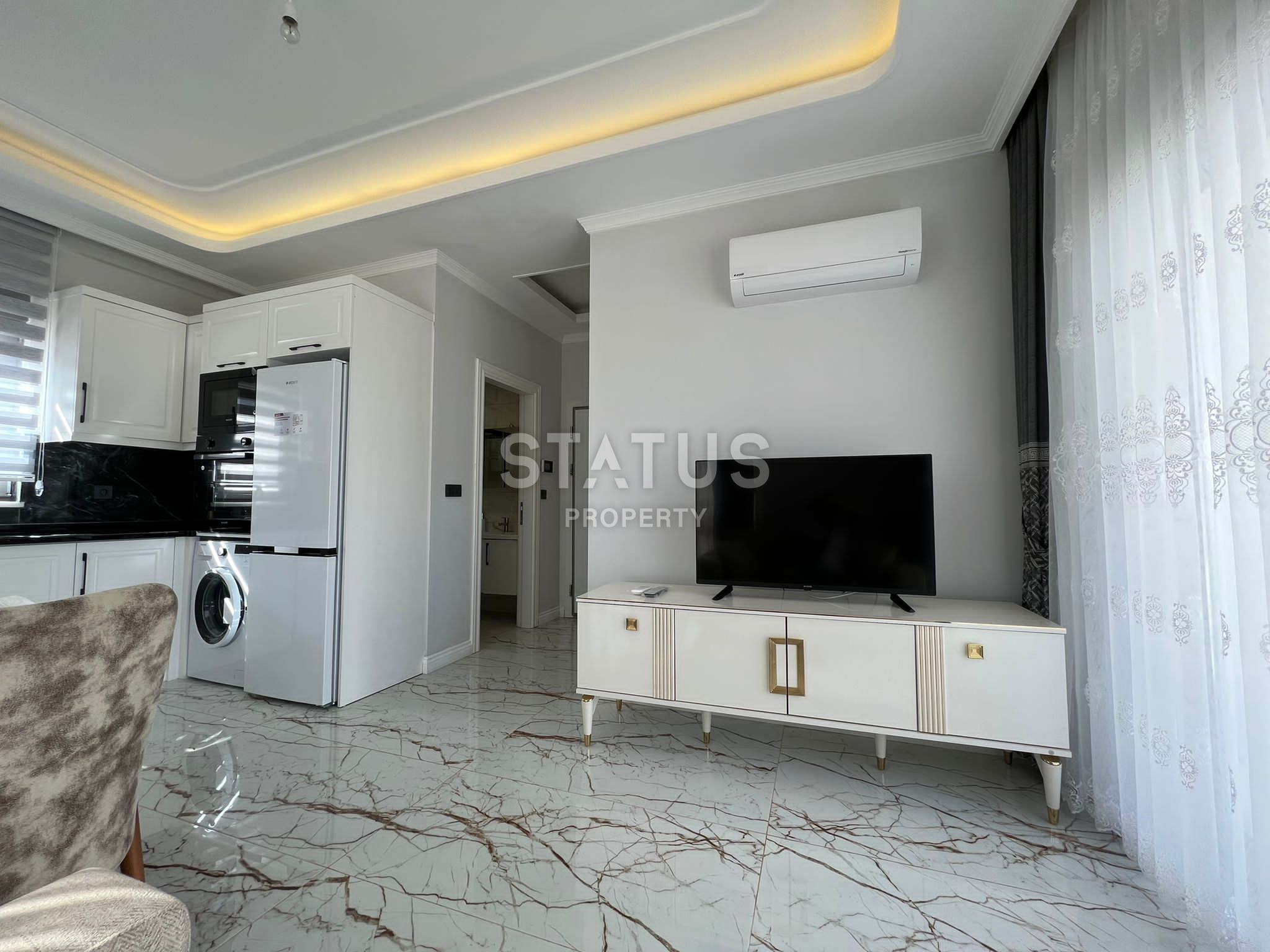 Furnished one-bedroom apartment with a separate kitchen in a residential complex with full infrastructure in OBA. 110m2 фото 13