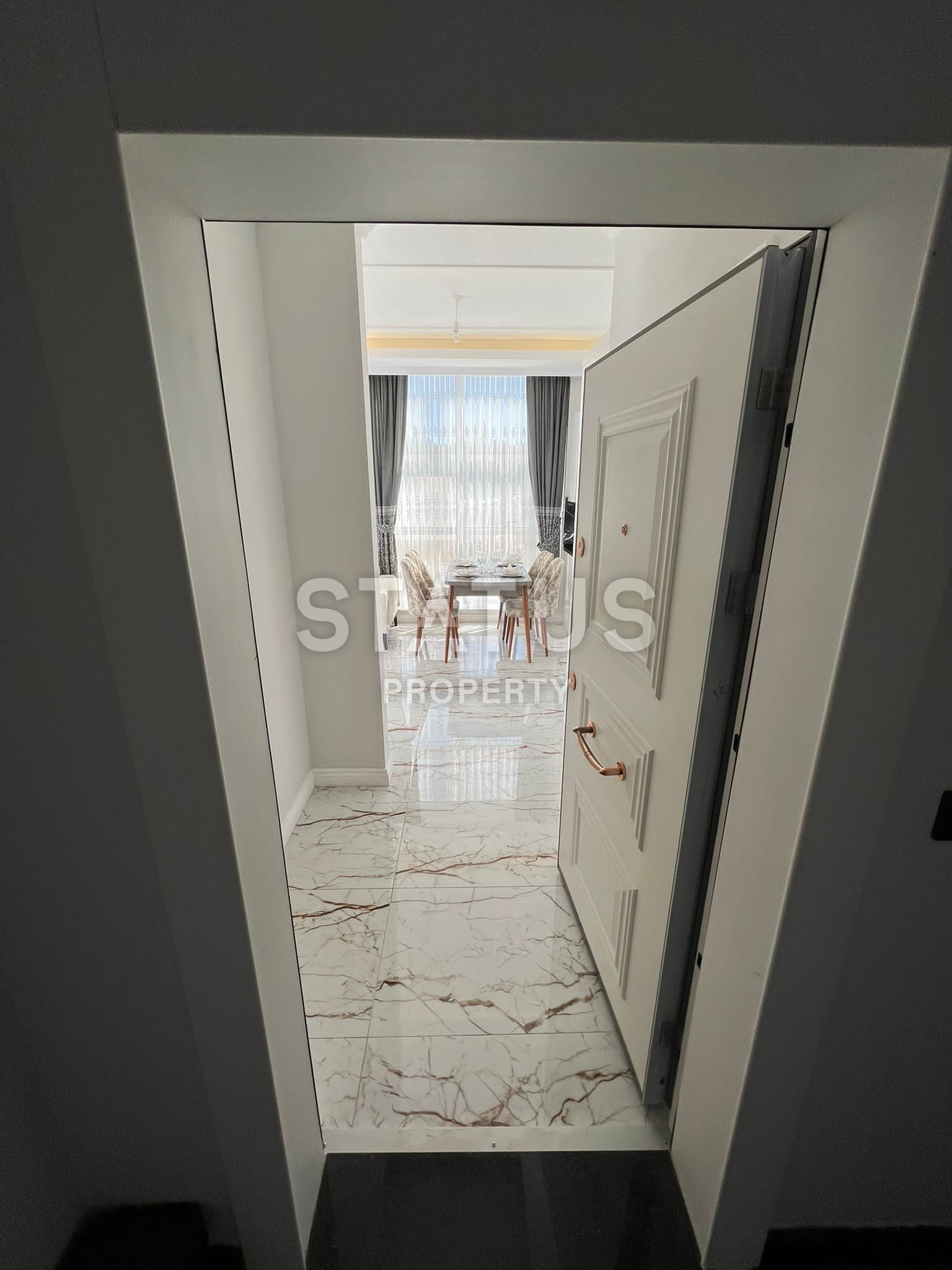 Furnished one-bedroom apartment with a separate kitchen in a residential complex with full infrastructure in OBA. 110m2 фото 21