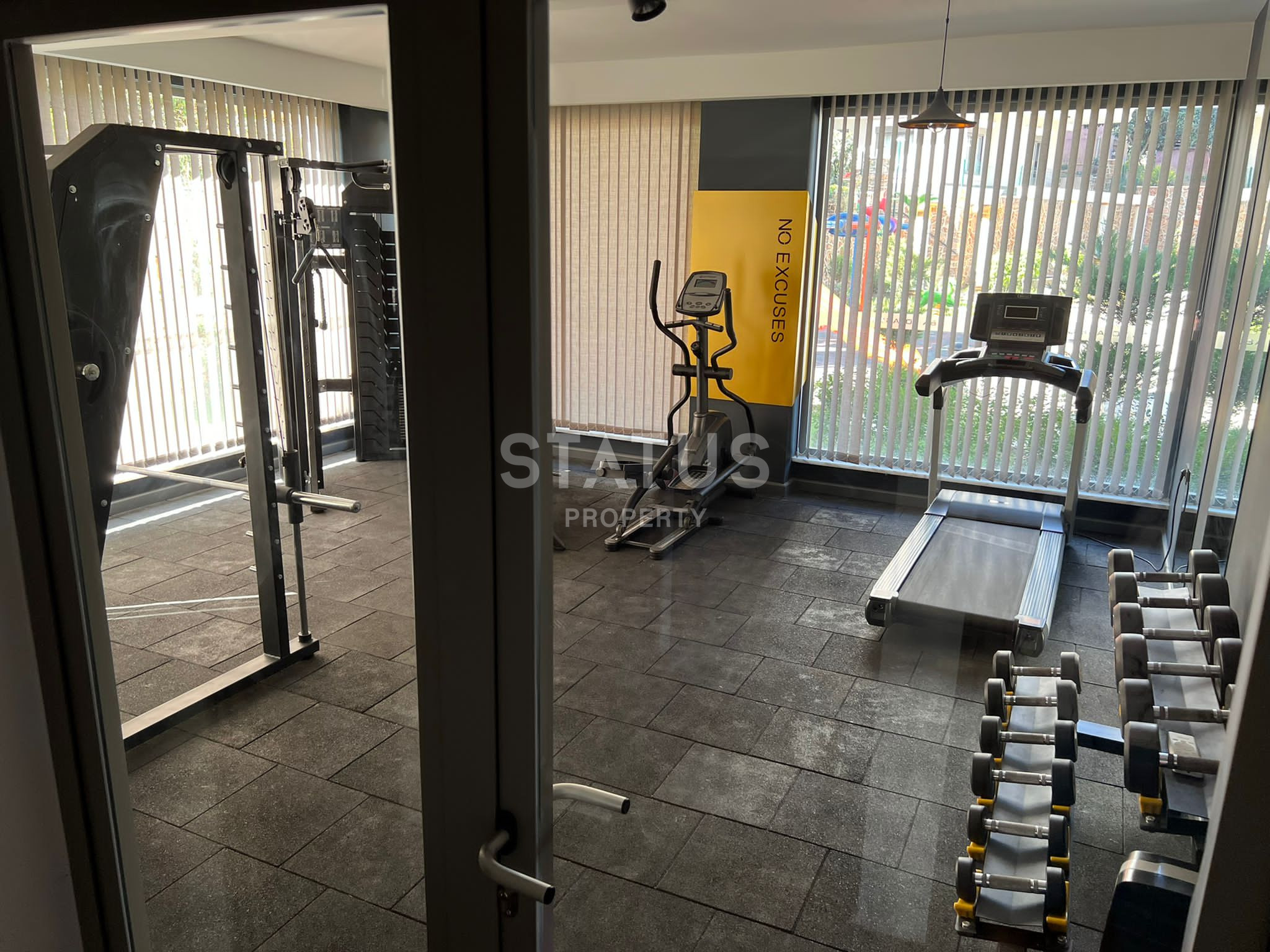 Furnished one-bedroom apartment with a separate kitchen in a residential complex with full infrastructure in OBA. 110m2 фото 26