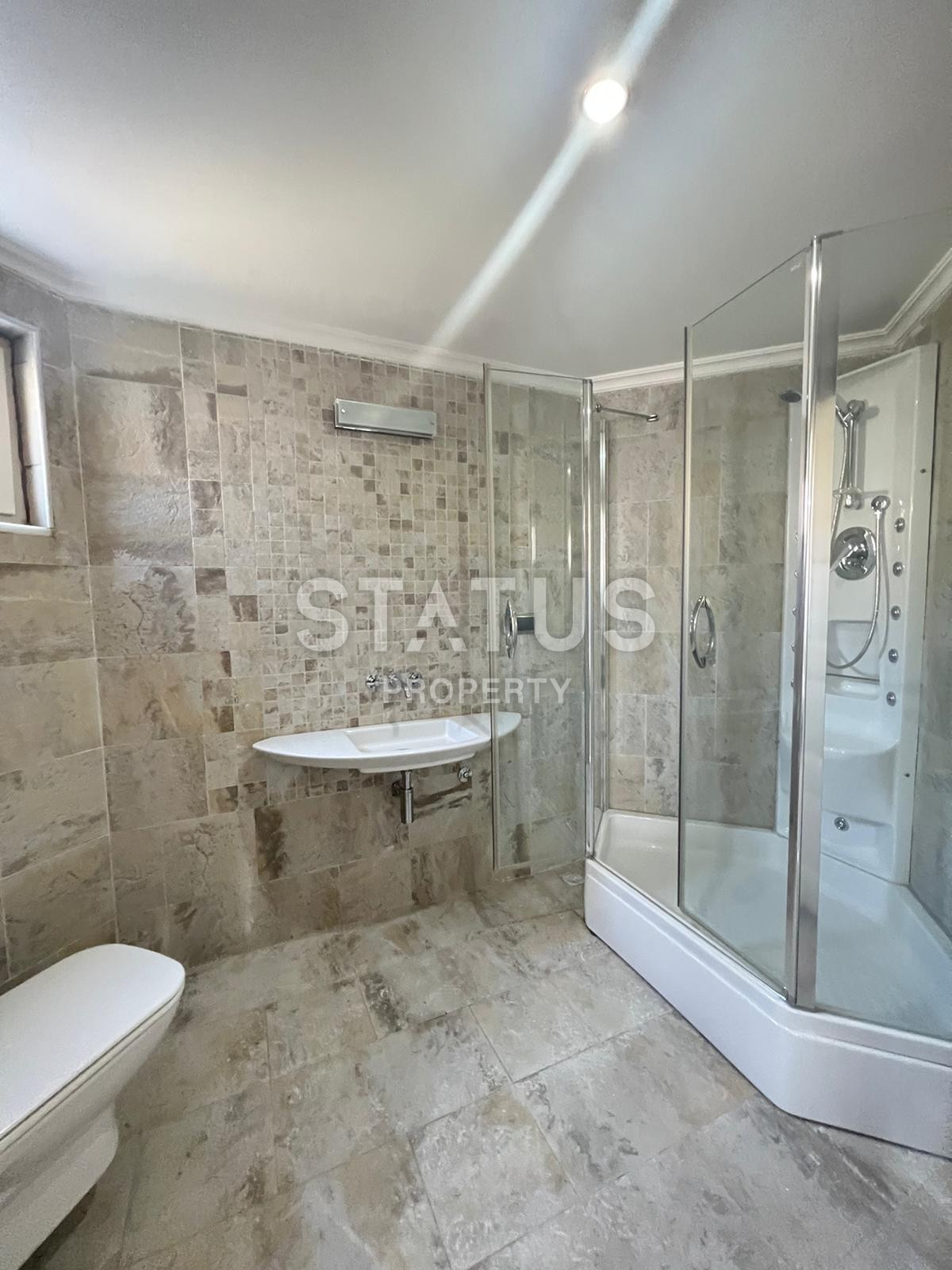 Spacious one-bedroom apartment overlooking the sea and the fortress of Alanya. 100m2 фото 14