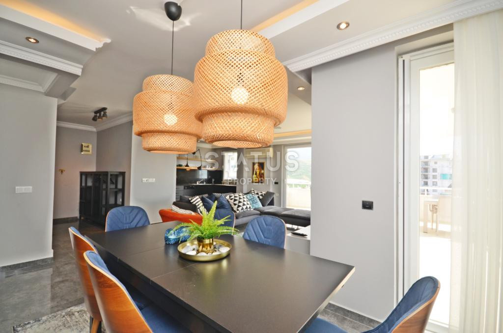 Дуплекс 3+1 с видом на море и горы в Махмутларе. 250м2 фото 2