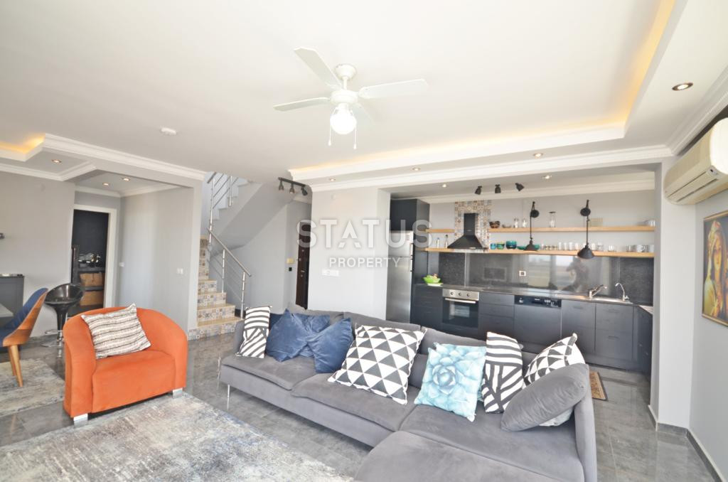 Дуплекс 3+1 с видом на море и горы в Махмутларе. 250м2 фото 4