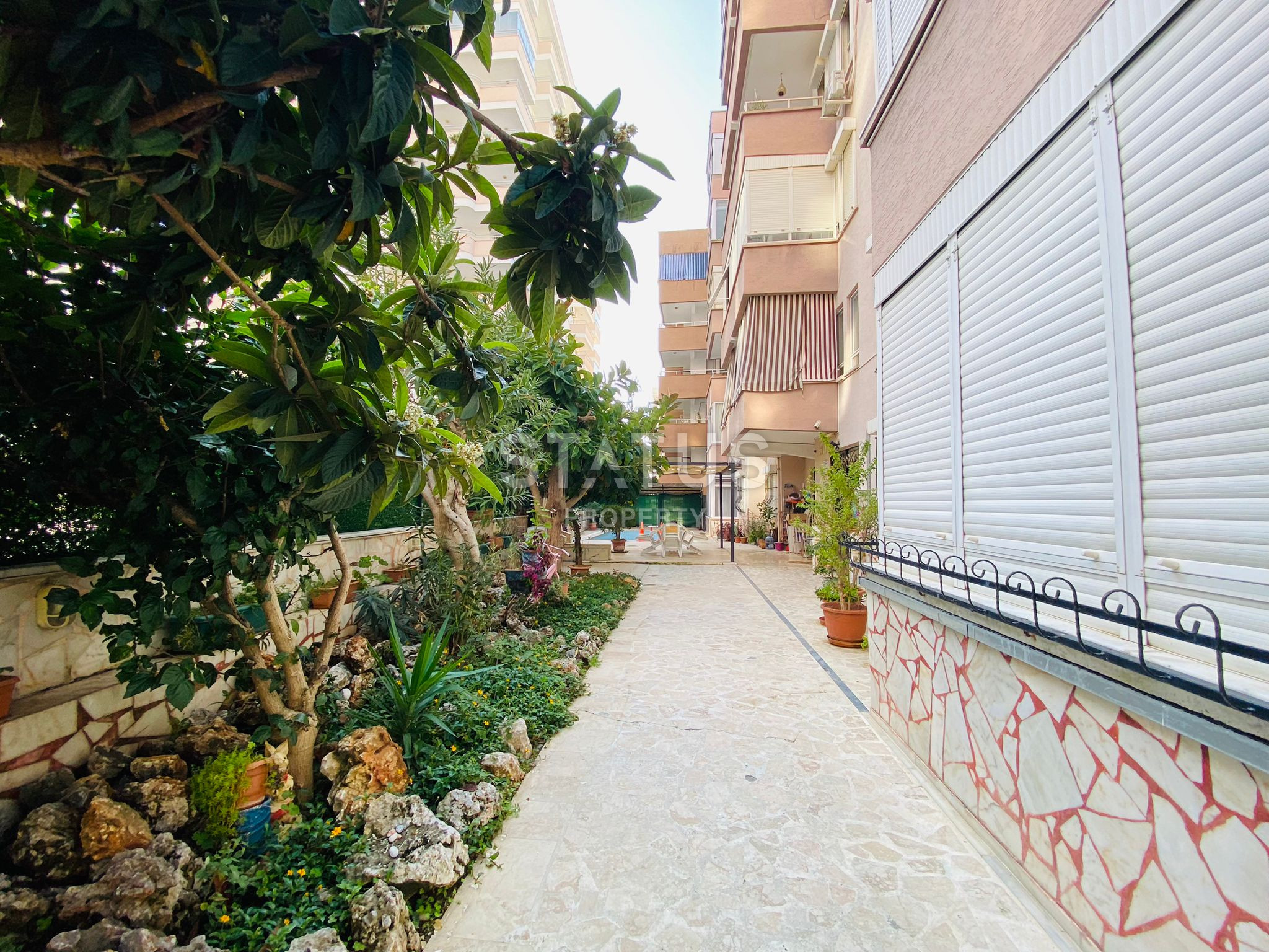 Недорогая просторная квартира 1+1 вблизи моря в Махмутларе. 72м2 фото 2