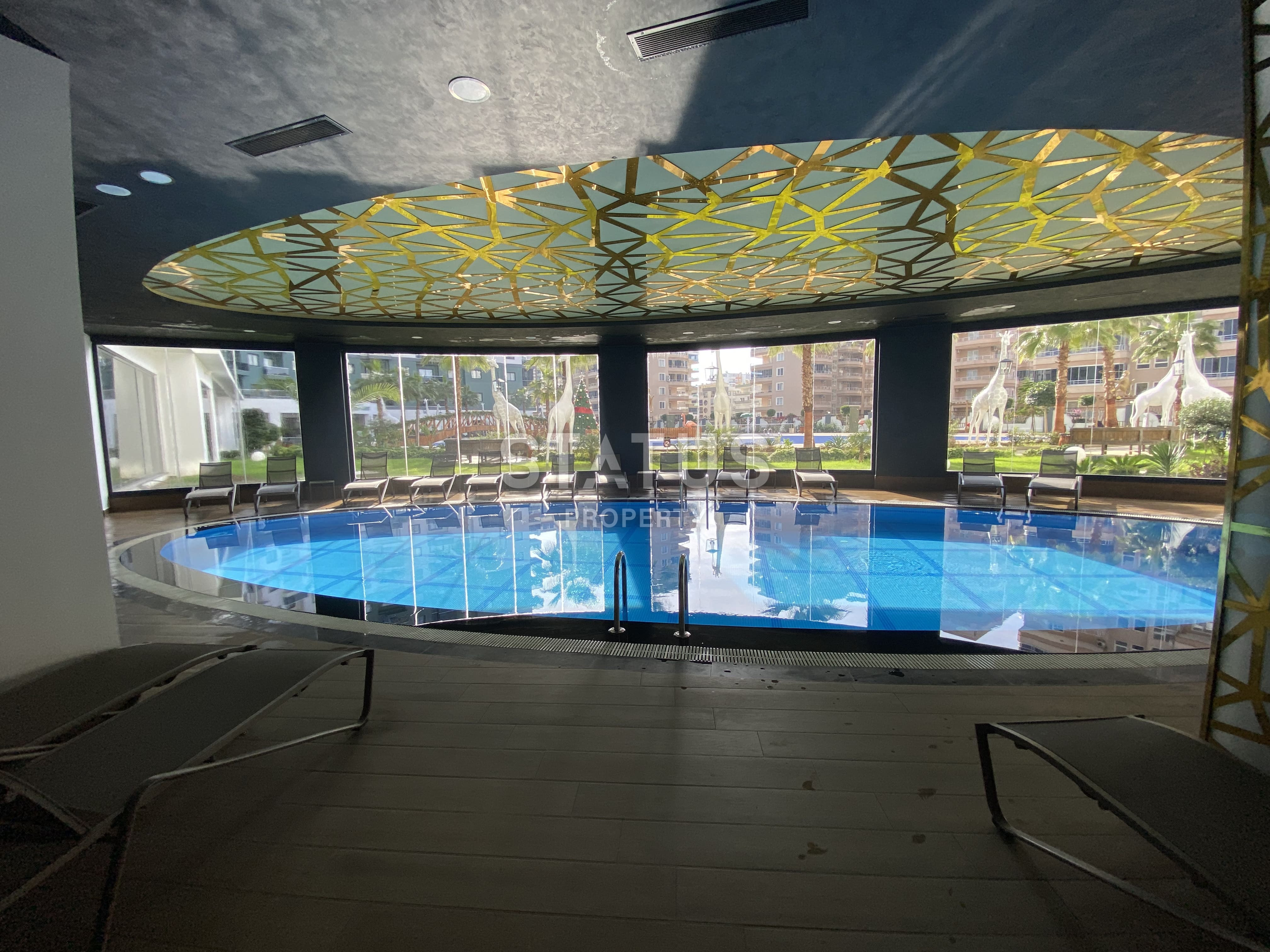 Furnished apartments 2+1 in a residential complex of a hotel type in Mahmutlar. 110m2 фото 7