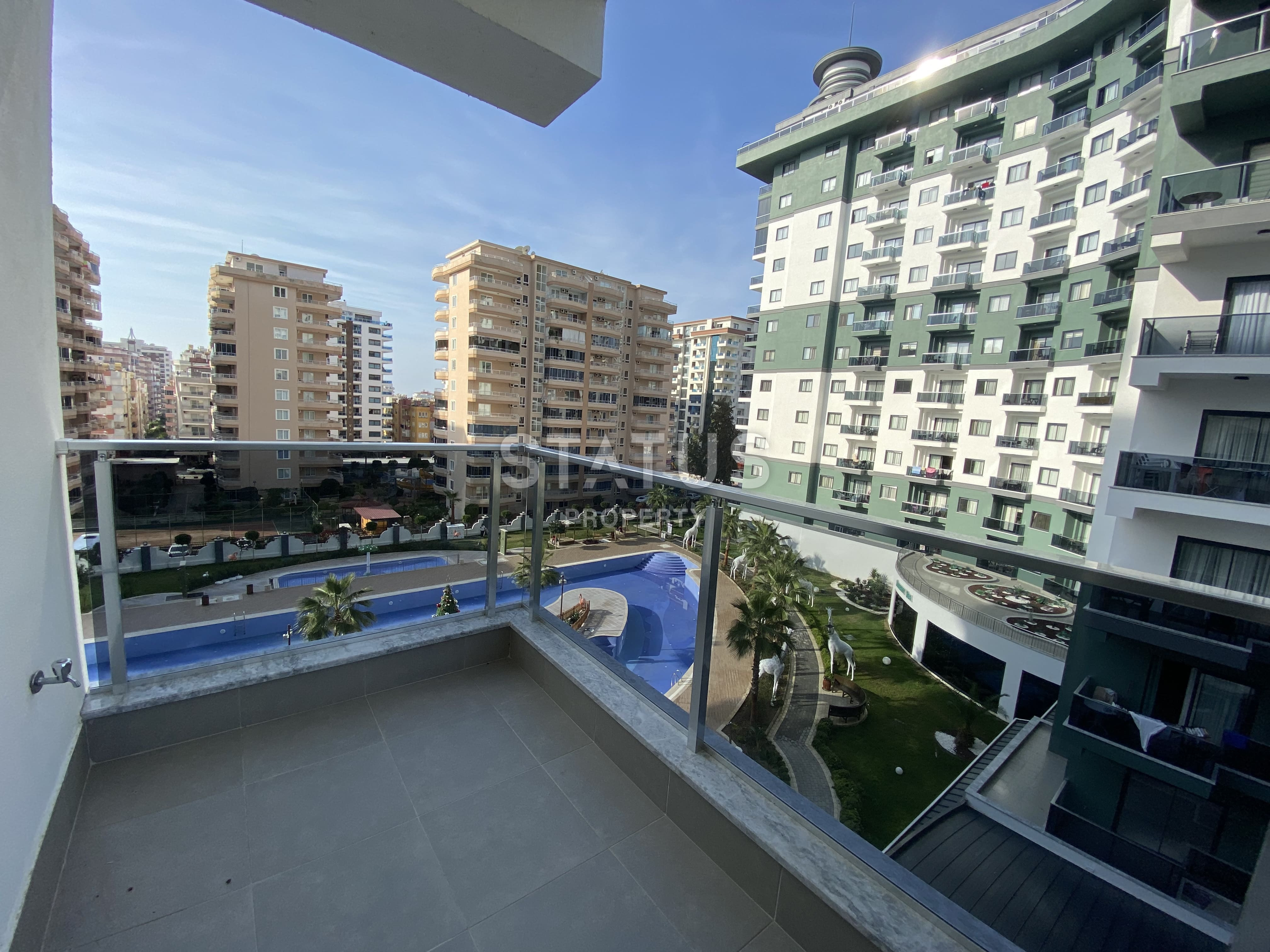 Furnished apartments 2+1 in a residential complex of a hotel type in Mahmutlar. 110m2 фото 12