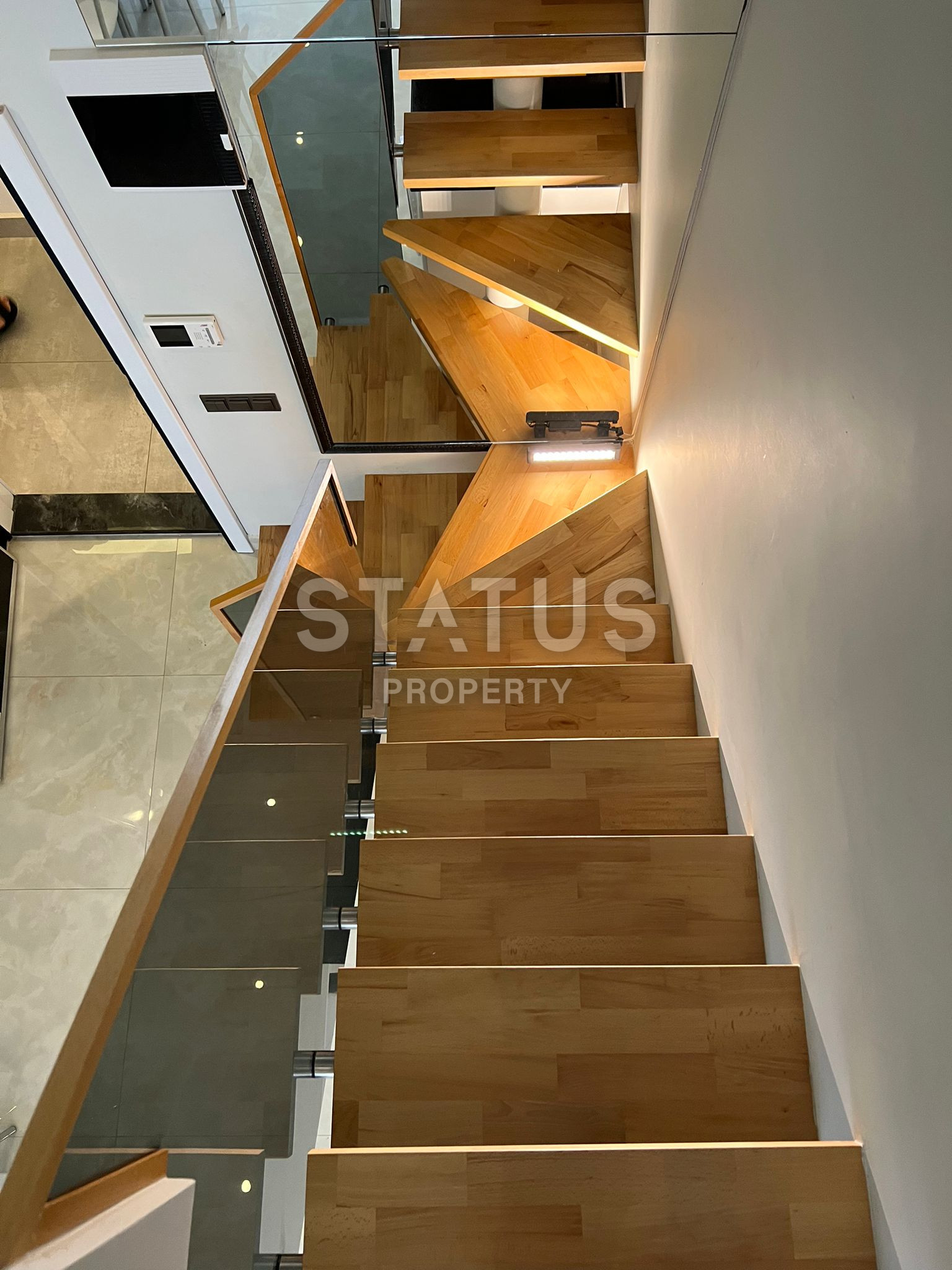 Двухуровневая квартира 1+1 с на первой береговой линии в районе Махмутлар, 45 м2 фото 4