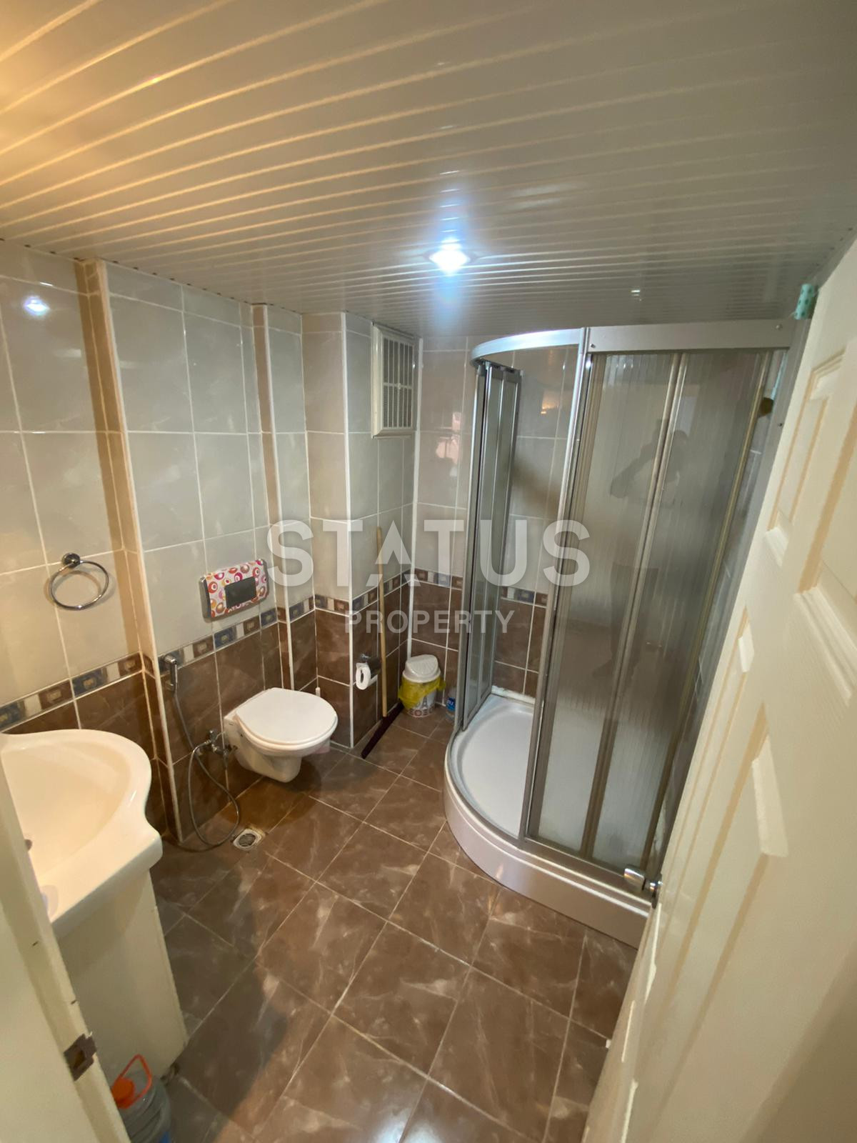 Трехкомнатные апартаменты на 8 этаже с панорамным видом на город в Махмутлар, 120 м2 фото 6