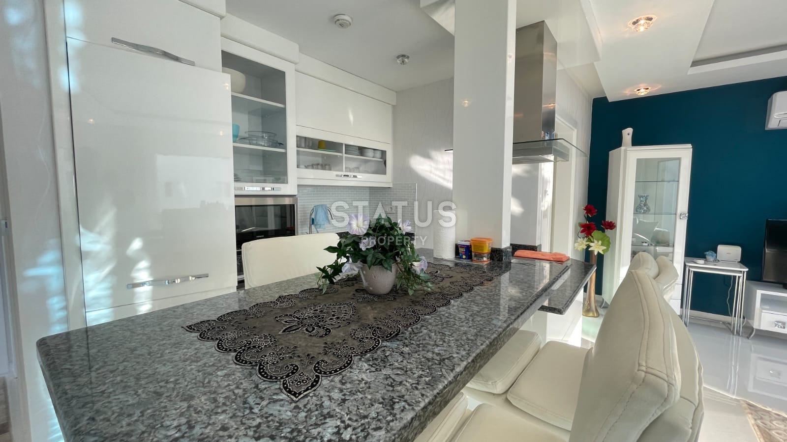 Просторная трёхкомнатная квартира под ключ в Кестел,110м2 фото 3