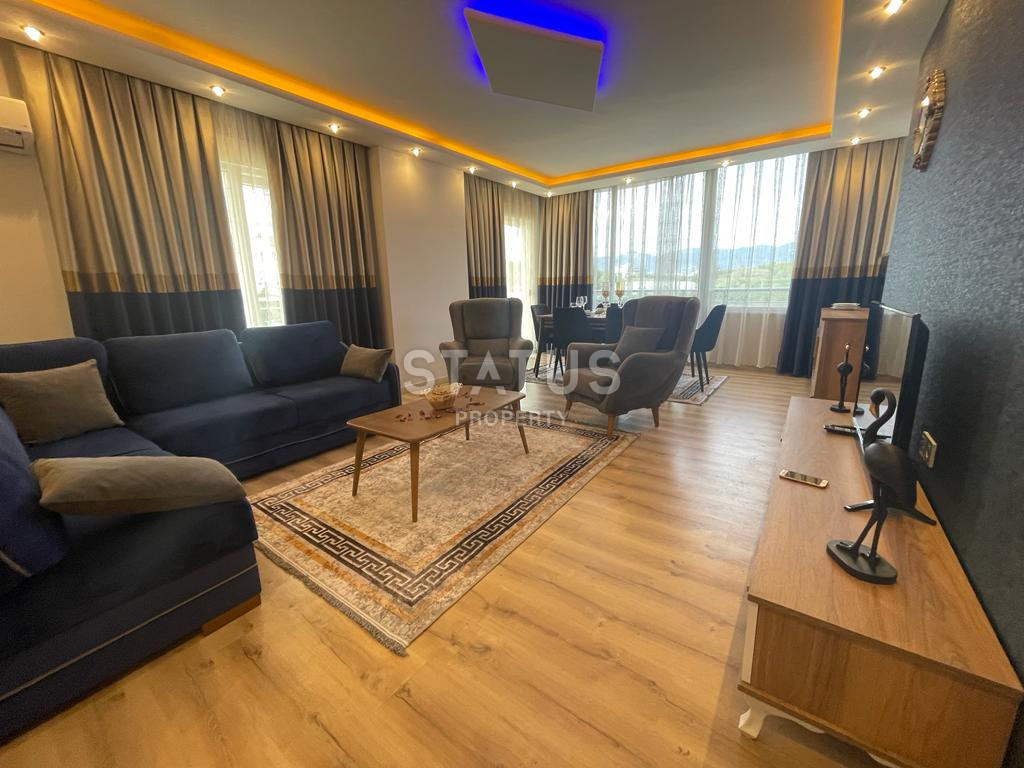 Three-room apartment with sea view, 400 meters from the sea, Mahmutlar district. 120m2. фото 3