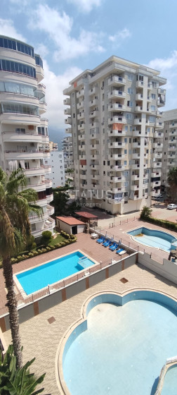 Двухкомнатные апартаменты в районе Махмутлар. 110м2. фото 1