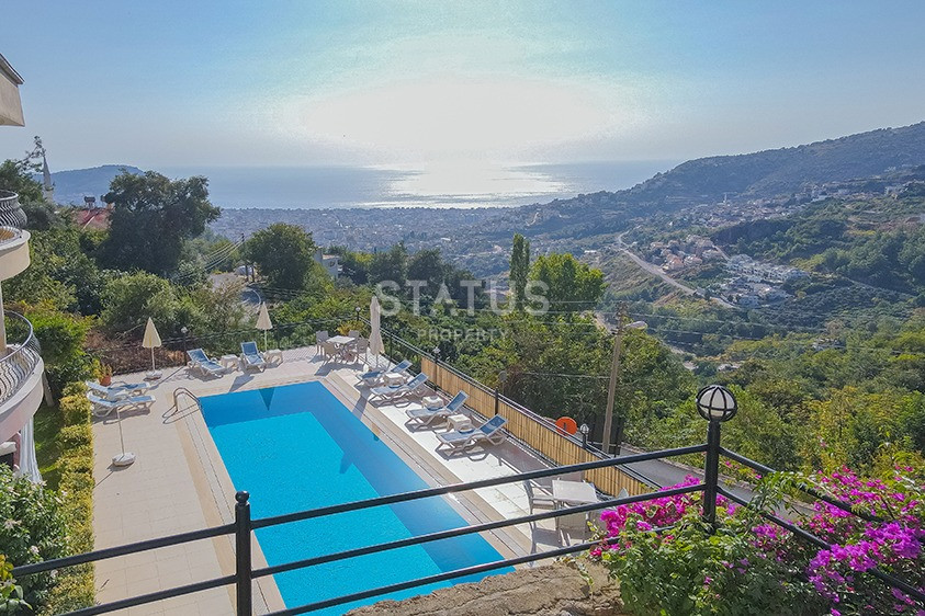 Трехкомнатные апартаменты с панорамным видом на город и море в Бекташ, 110 м2 фото 26