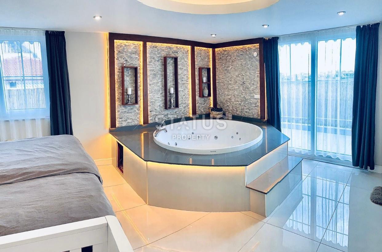 Пятикомнатный меблированный дуплекс с джакузи в Конаклы, 210 м2 фото 18