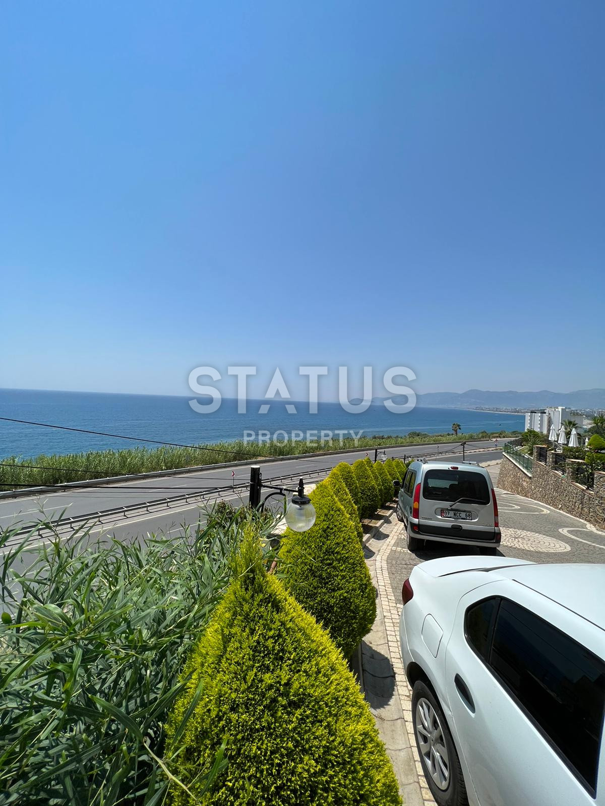 Two-room apartment on the first coastline in Kargicak, 70 m2 фото 4