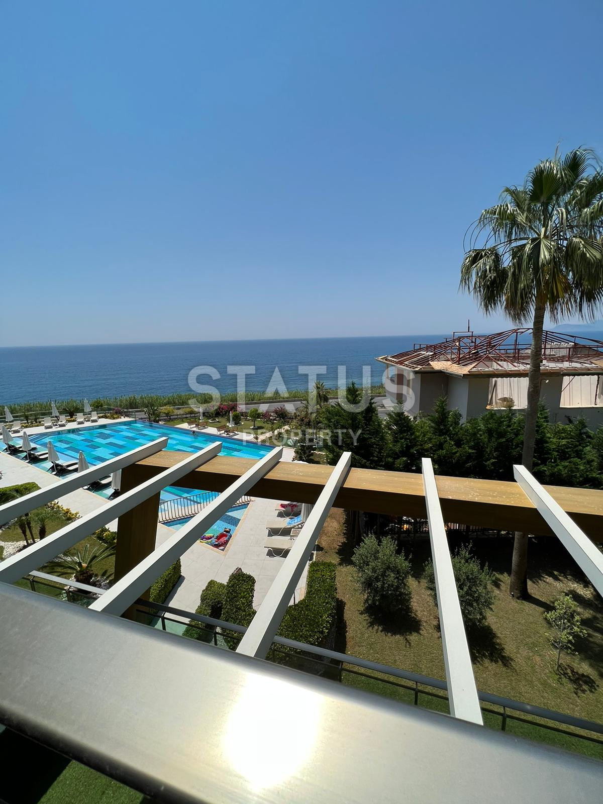 Two-room apartment on the first coastline in Kargicak, 70 m2 фото 17