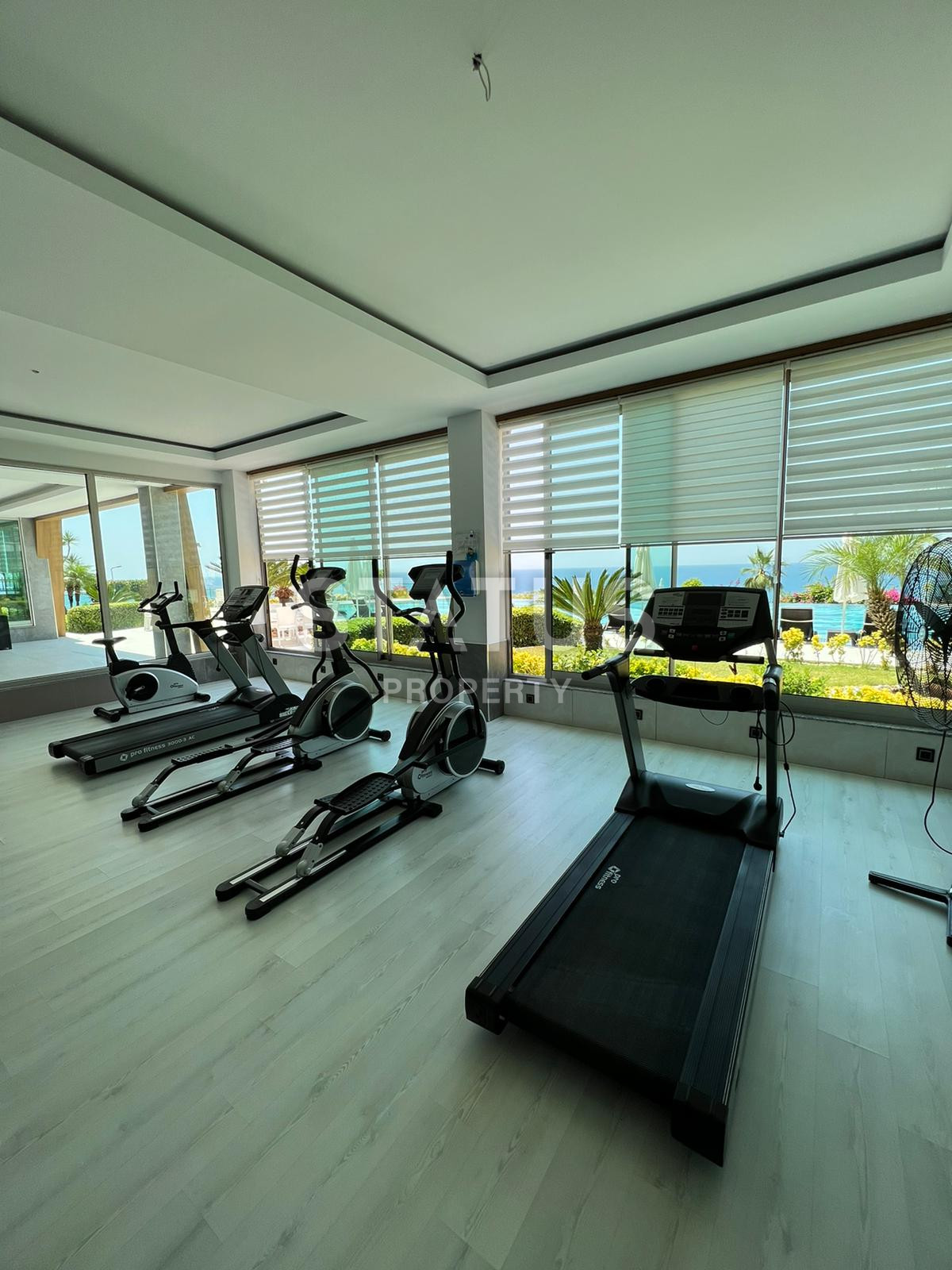 Two-room apartment on the first coastline in Kargicak, 70 m2 фото 19